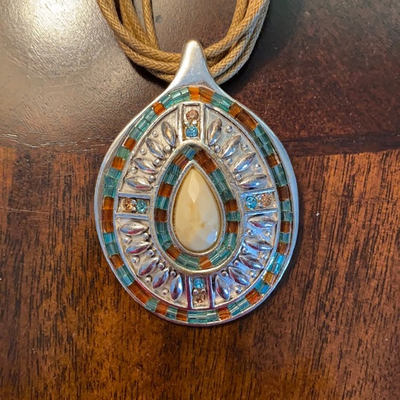 Jewelry - Necklace